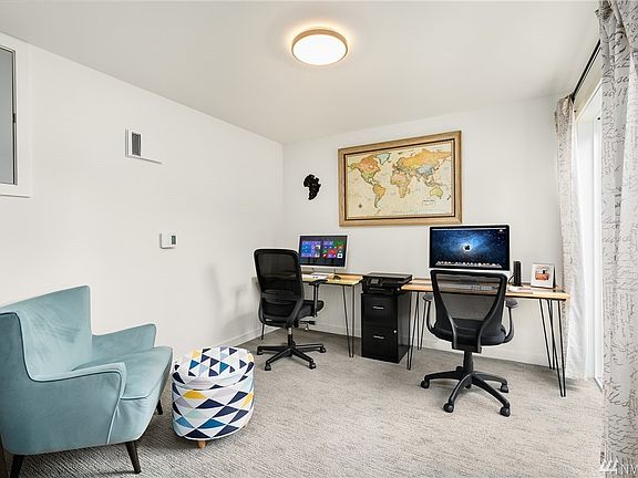 Bonus/Office Room