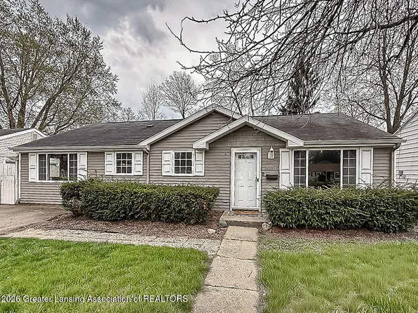 3003 Timber Dr, Lansing, MI 48917