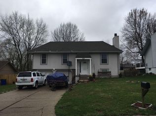 406 SW Richwood Ln, Blue Springs, MO 64014