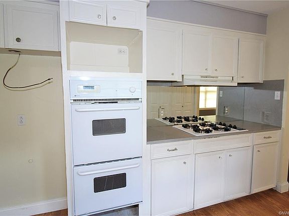 2nd image of 701 Dodd Dr