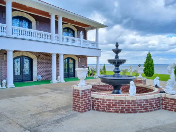 320 Cypress Village Dr, Many, LA 71449
