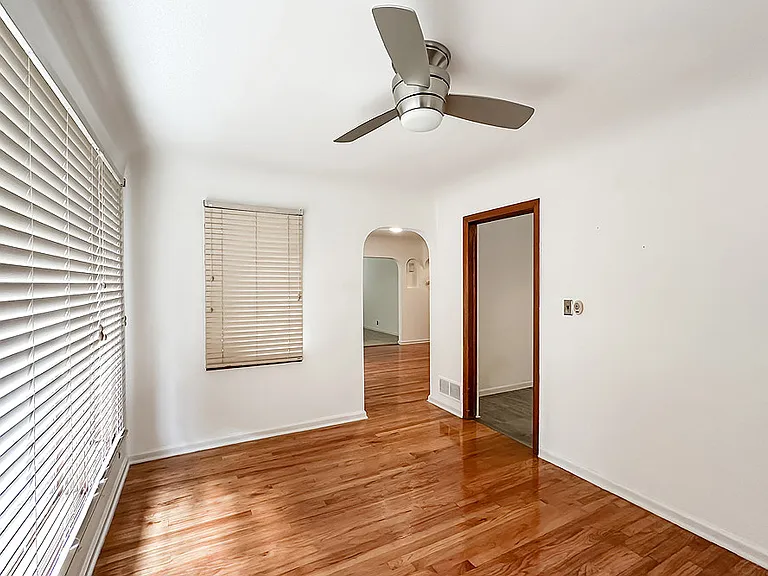 Dining Area/Flex Room