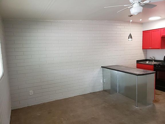 2nd image of 1021 E Tempe Dr