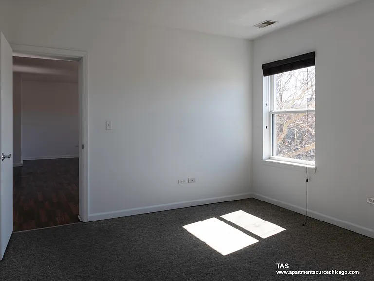 6101 N Clark St #4D — Photo 5