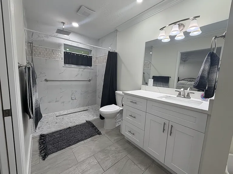 705 High Point Blvd N #C — Photo 8