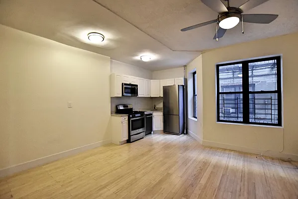 Rented by Bold New York | media 12