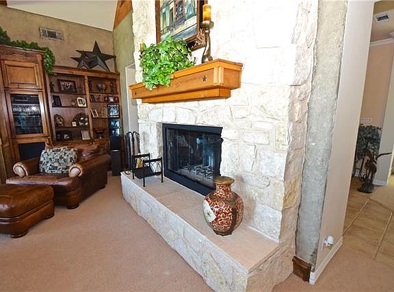 5th image of 4423 Cove Timber Cir