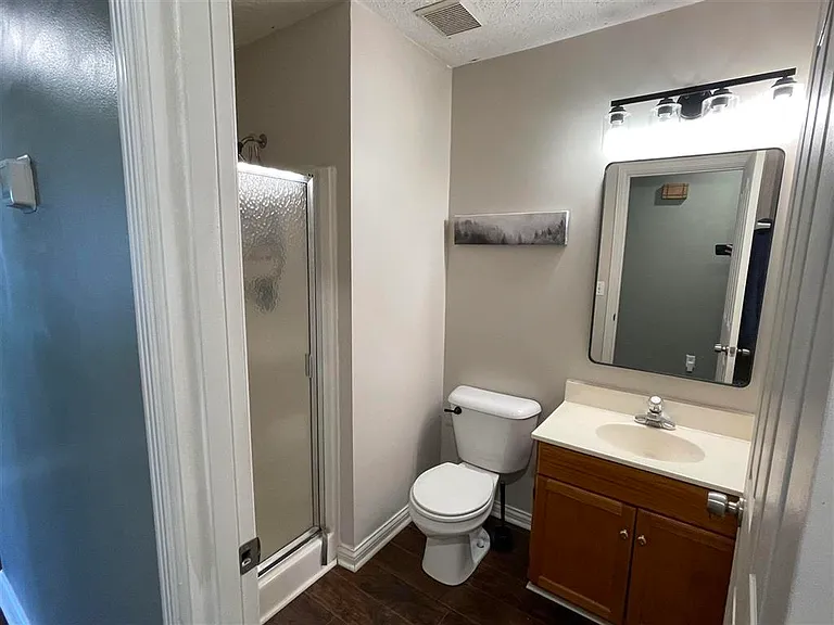 20 Tyne Ave — Photo 13