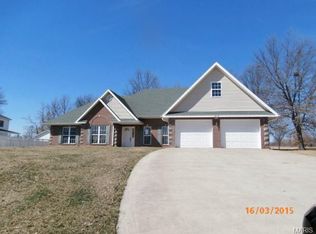 819 McKinsey Pl, Moberly, MO 65270