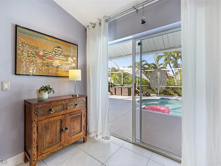 4516 SW 21st Pl — Photo 14