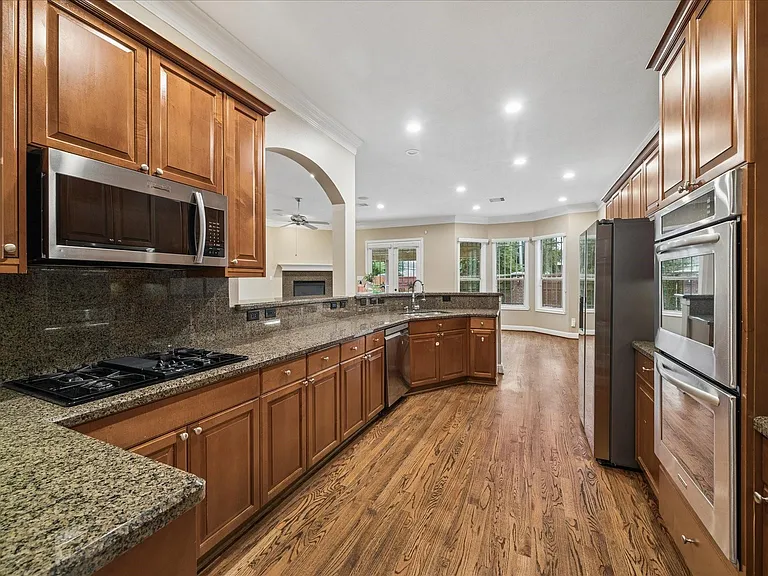 5349 McCulloch Cir — Photo 3