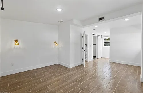 1343 Barbizon Ln #2 Photo 1
