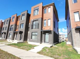 31 Fairlane Ave, Barrie, ON L9J 0N1