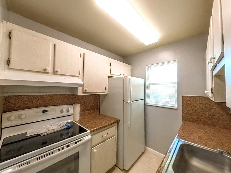 2301 SE 4th St #1-11-1 — Photo 20