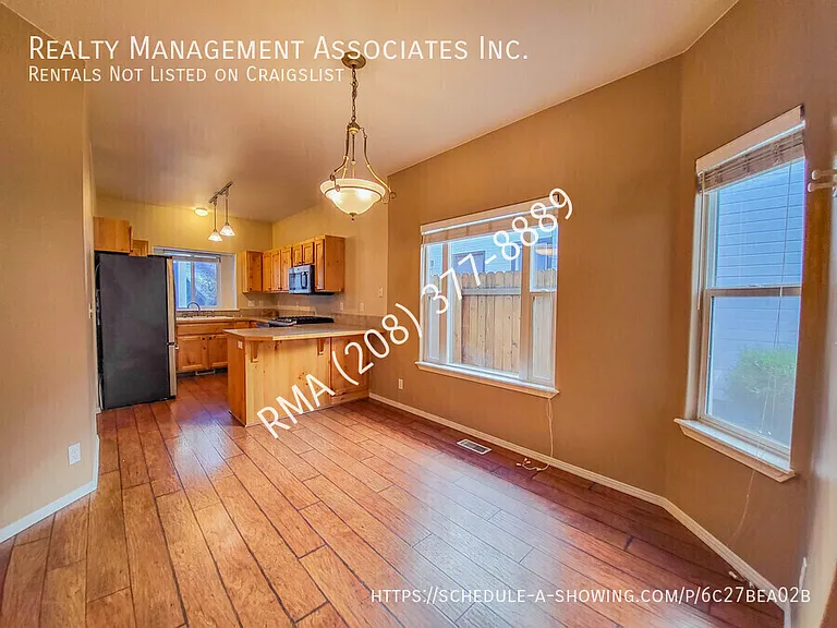 1611 S Michigan Ave — Photo 10