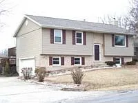 470 Tamarach Dr photo 1