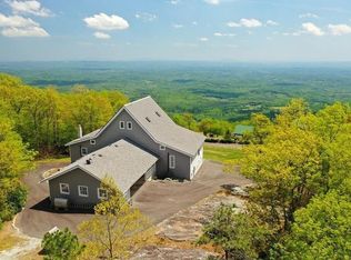 85 Moonlight Ln, Fancy Gap, VA 24328