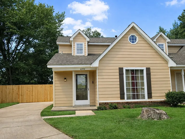 6898 Tobin Dr — Photo 1