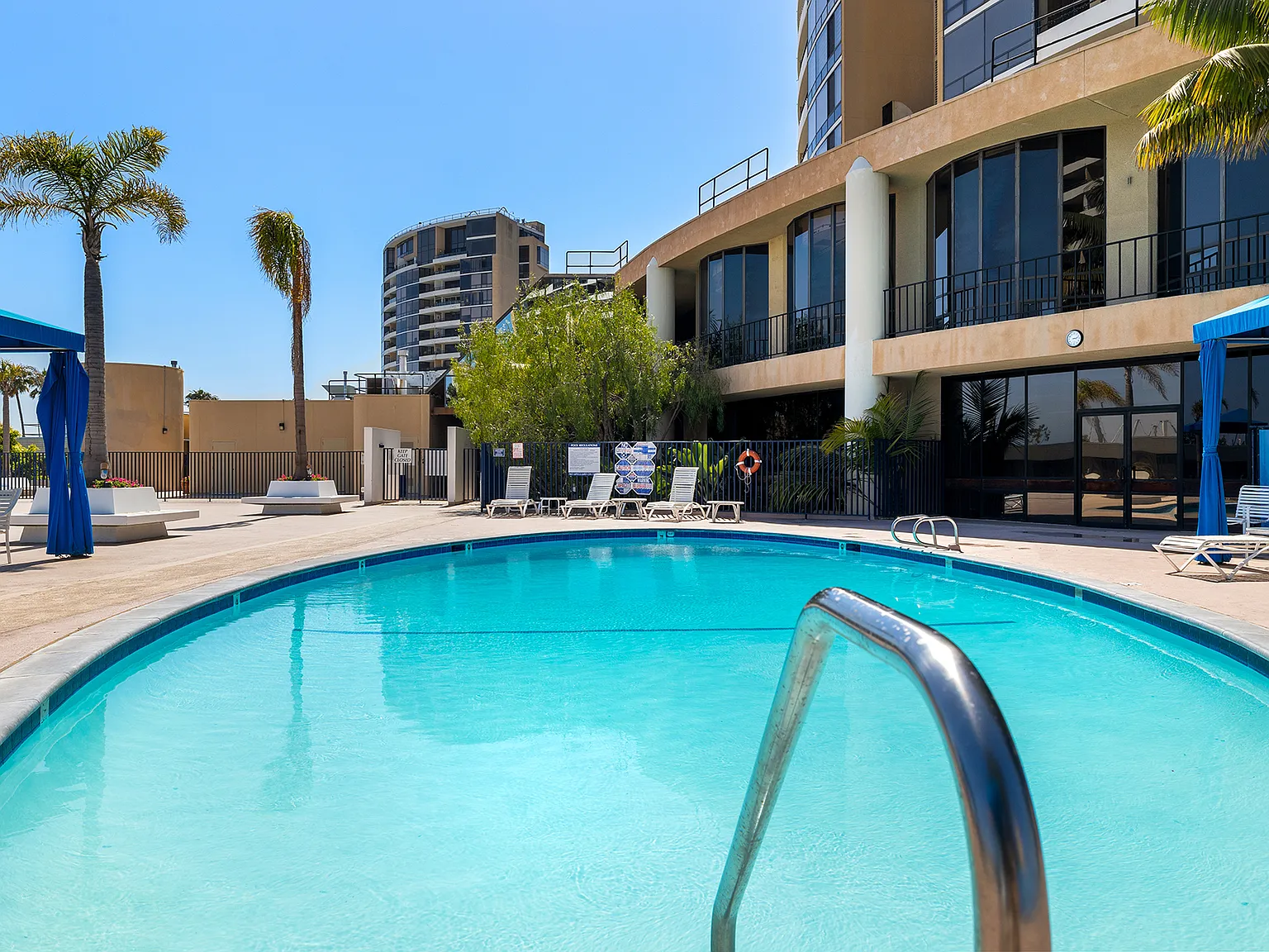 1 bed, 935 sqft, $5,295 — Photo 4