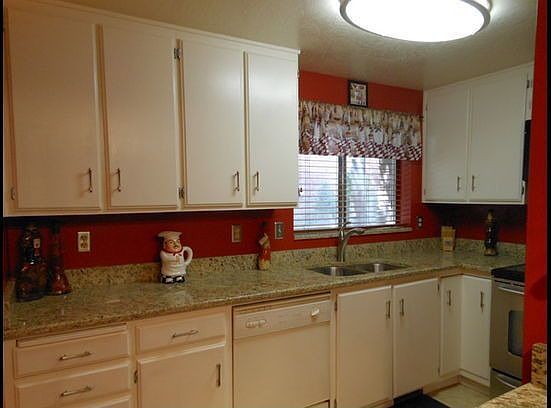 3rd image of 8135 S Cottonwood Hills Cir
