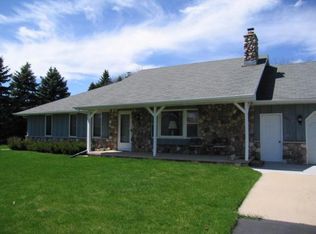 2611 Sunnyview Cir, Appleton, WI 54914