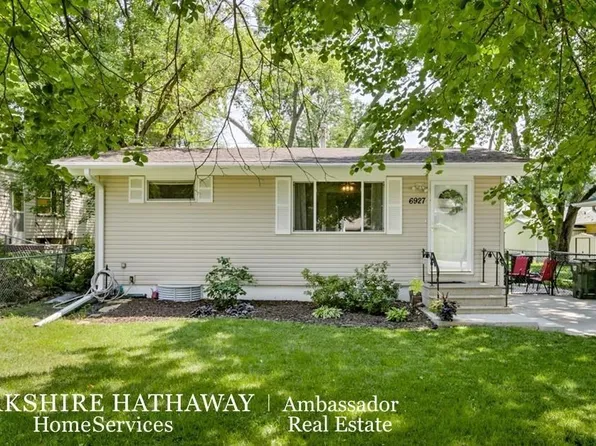 6927 Fairfax Ave, Lincoln, NE 68505