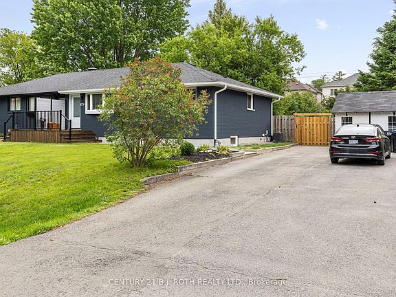 2nd image of 106 Malcolm St