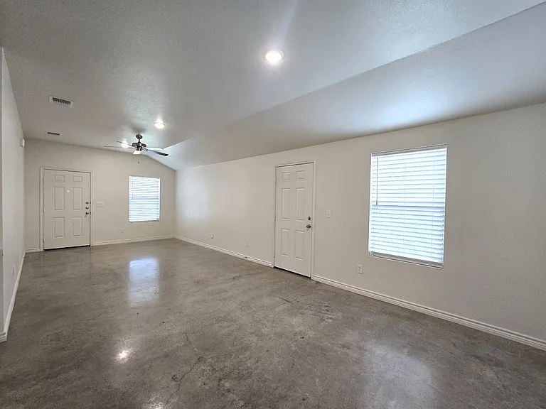 2318 Zanoletti Dr #A — Photo 3
