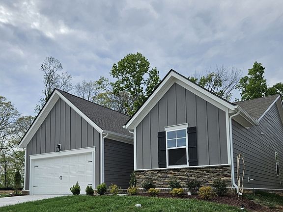 2nd image of 109 Holly Rdg Lot 2