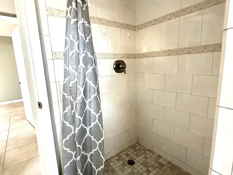 18007 Gulf Blvd #A — Photo 16