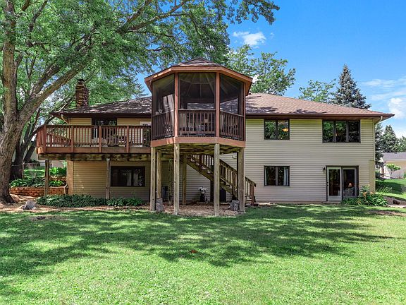 2nd image of 17152 Gage Way