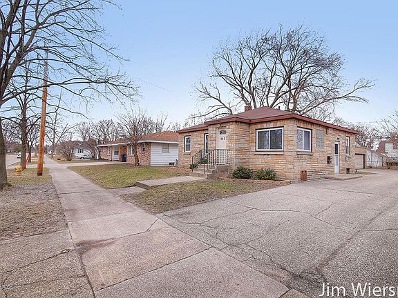 2nd image of 363 W 21st St