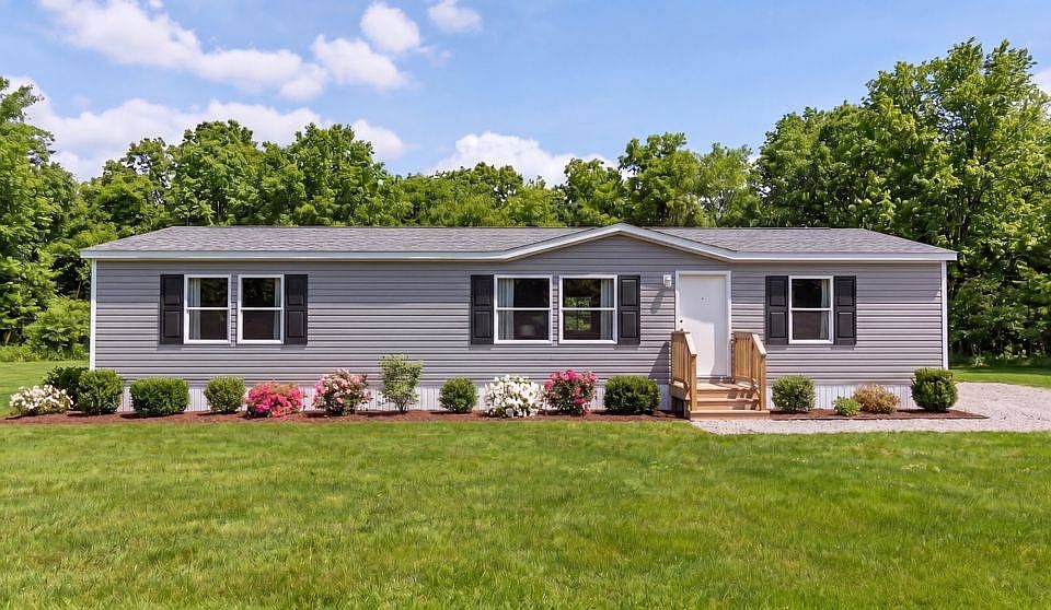 1st image of 301 Daisy Dr #301