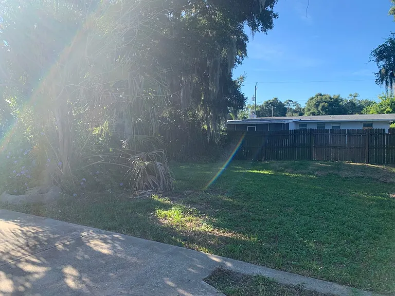 718 Jane Ave — Photo 9