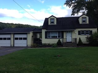 301 Forsythe St, Camillus, NY 13031