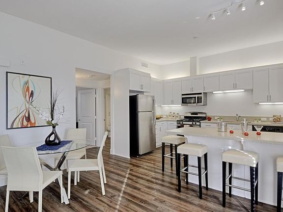 3rd image of 4142 Adams Ave APT 308