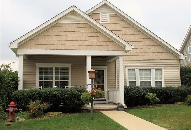 1st image of 158 Creekside Dr
