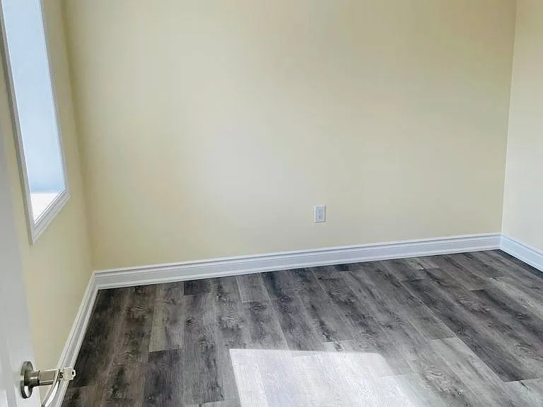 22 Rowley St — Photo 9