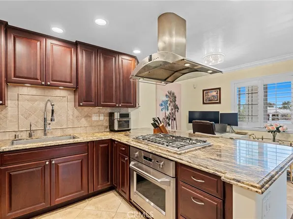 7000 Ballena Way, Carlsbad, CA 92009