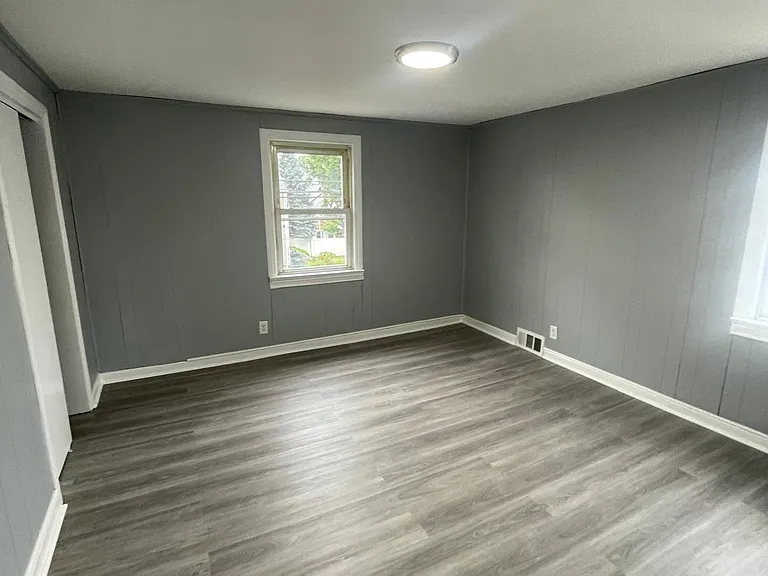 337 Winans Ave — Photo 3
