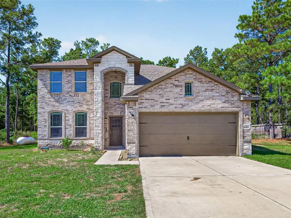 9689 Waller St, Conroe, TX 77303