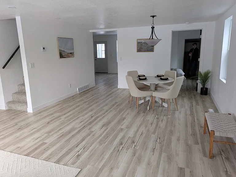 160 Guilford St — Photo 17