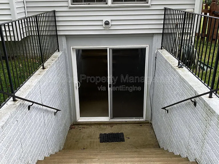 121 Riggs Rd — Photo 72