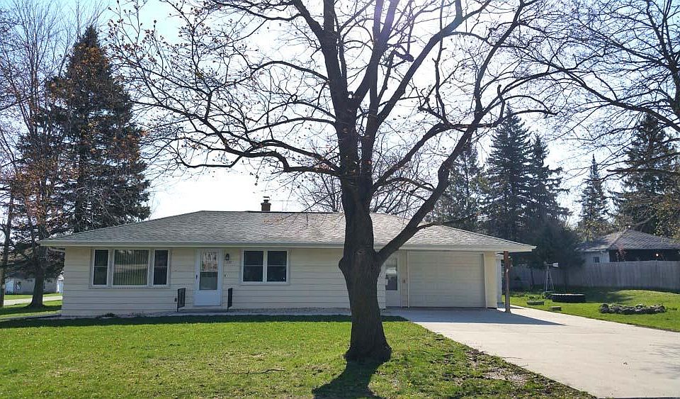 2nd image of 225 N Lawson St