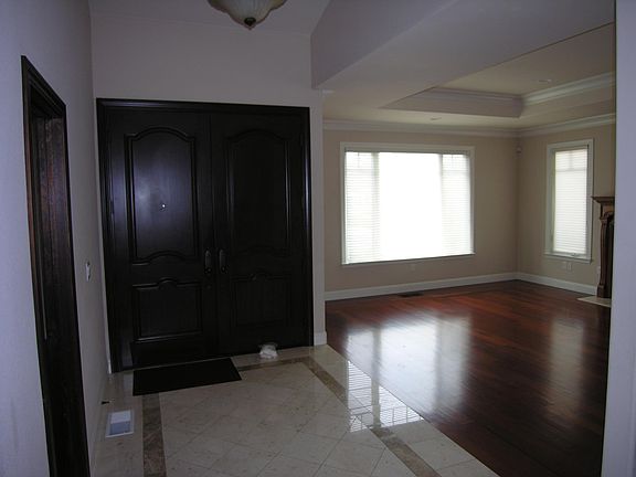 2nd image of 128 Monroe Dr