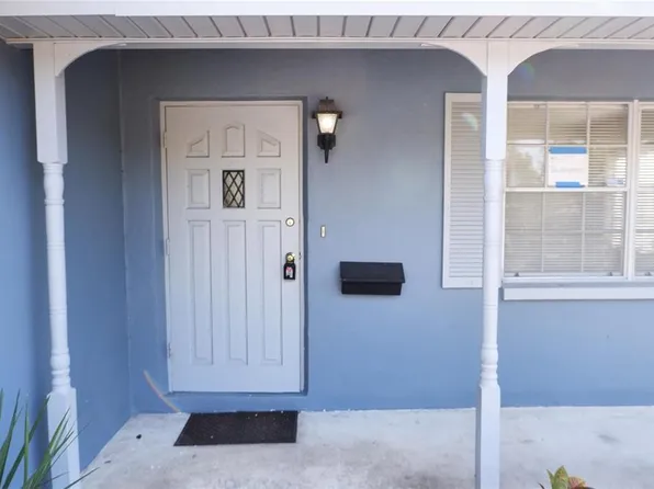 8056 30th Ave N, Saint Petersburg, FL 33710