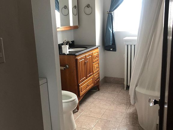 5th image of 2736 W Giddings St #3