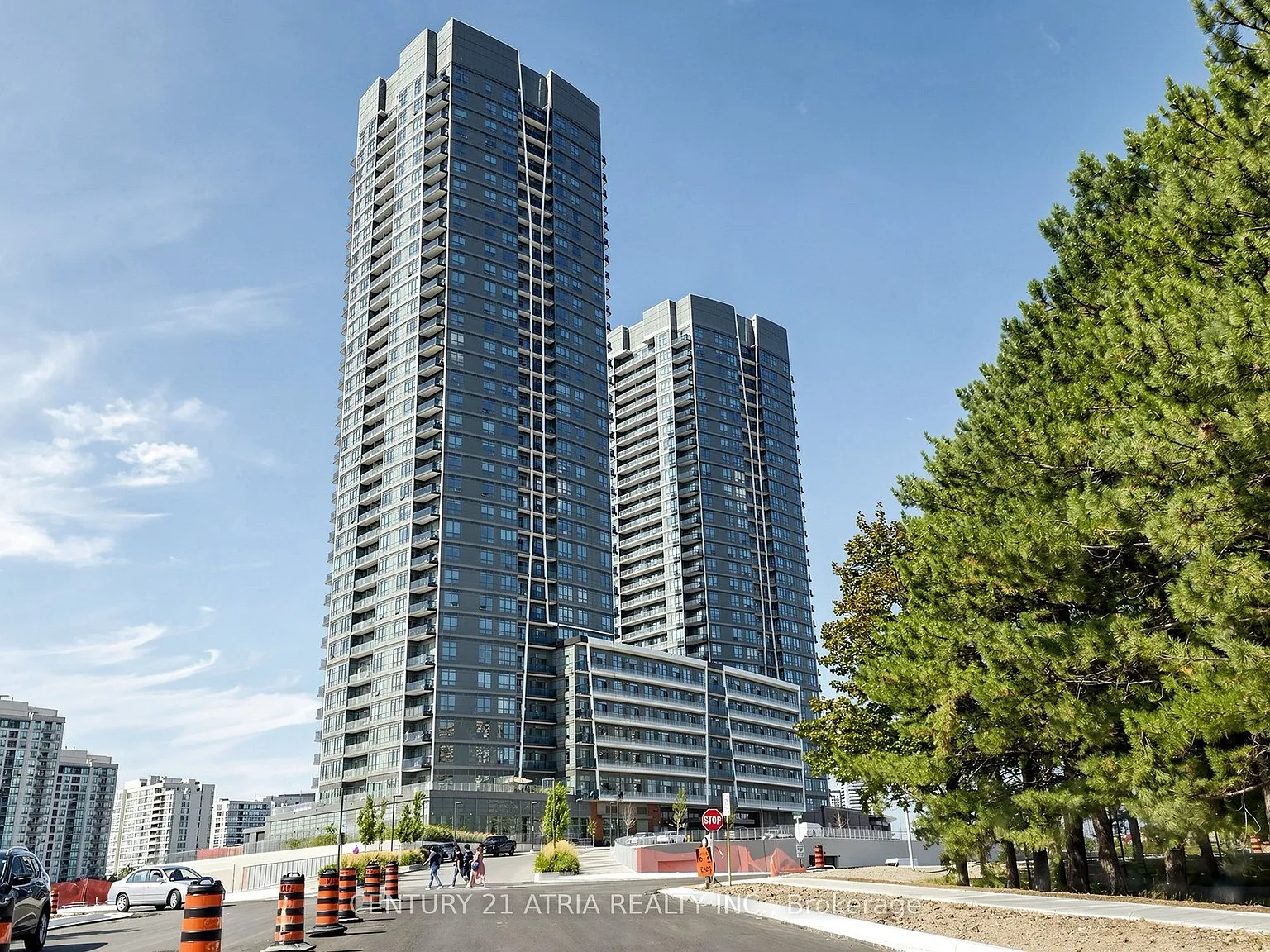 2 bed, $2,350 — Photo 2