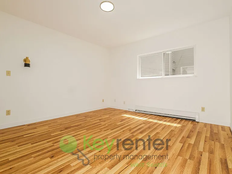 15433 22nd Ave SW — Photo 13