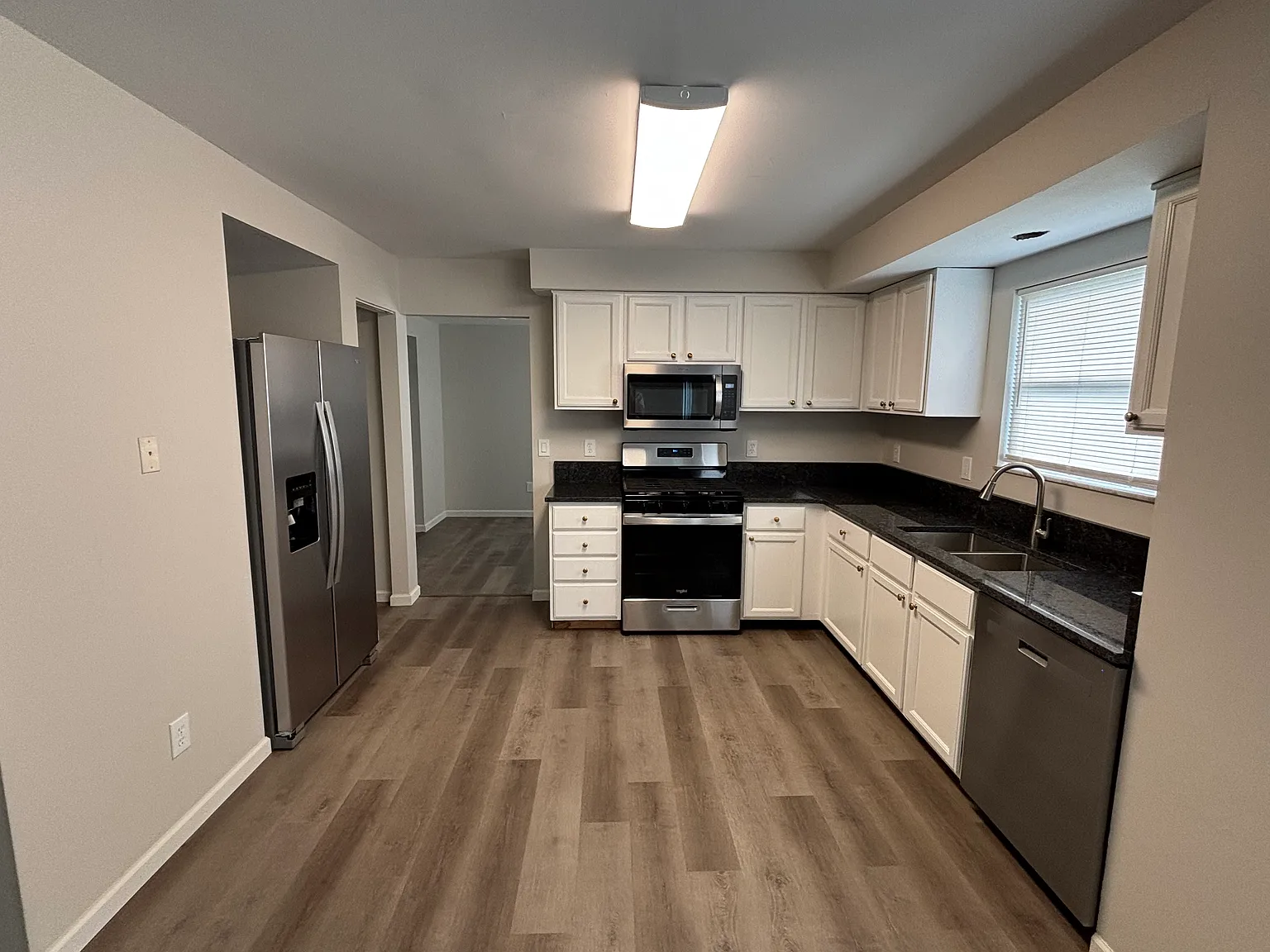 825 Bernese Ct — Photo 3